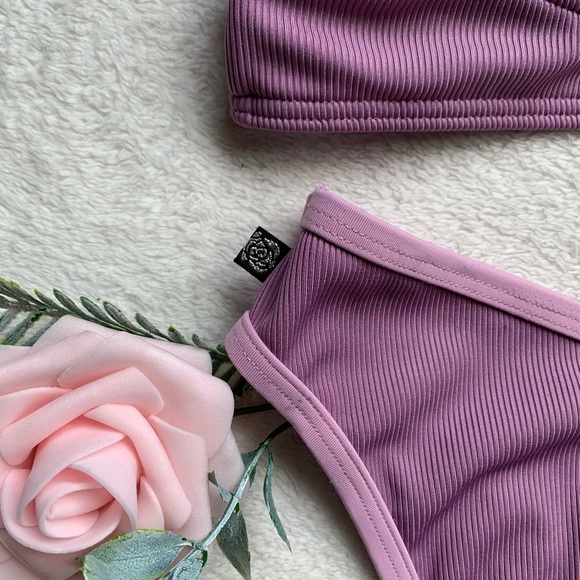 La Vie En Rose V-Neck Ribbed Bikini Set - Picture 14 of 15